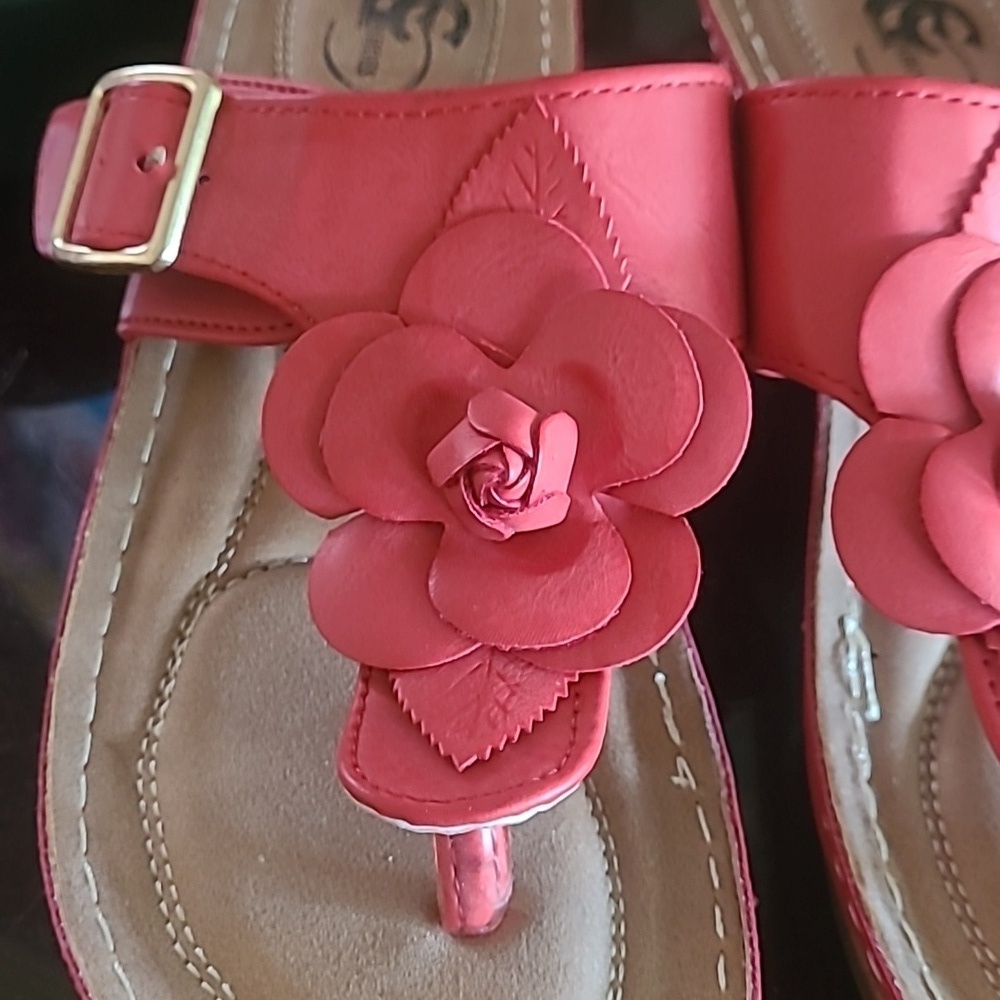 CG sandals size 10  red color